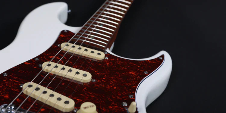 全新贝斯和电吉他模型，纯正的“复古风”