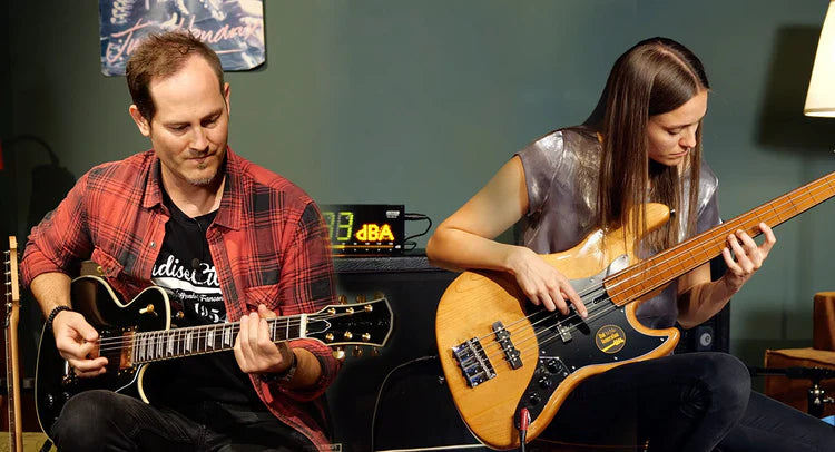 父系 Larry Carlton L7 和 Marcus Miller V5 入选 Thomann 2021 年 Top 5 榜单